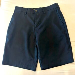 Men’s black Callaway shorts size 30. Gently used.